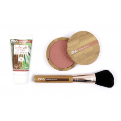 ZAO Beutel aus Leinen, gefüllt mit 3 Make-up- Produkten für ein 'Nude Make-up'.